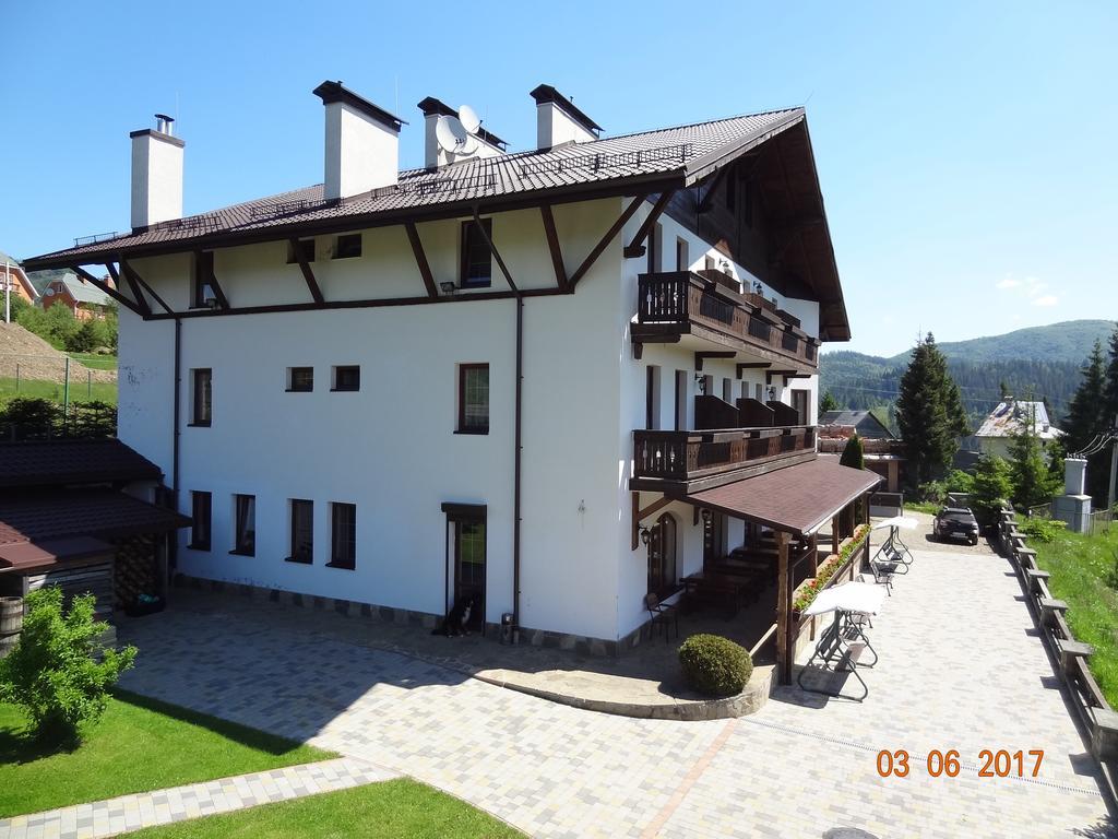Alpenhof Pansion Hotel Slavske Bagian luar foto
